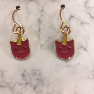 ☮️💗4/$12; 2/$8⭐️🩷 NWT, Girls Red Unicorn 🦄 Hypoallergenic Dangly Earrings